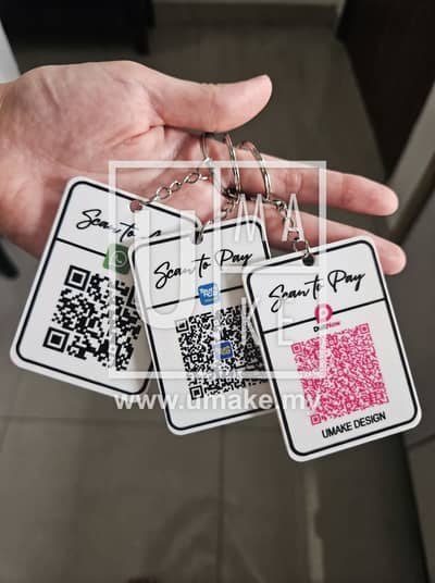 Custom Acrylic Keychains in Malaysia (2026): DuitNow QR, Name & Glow Keychains